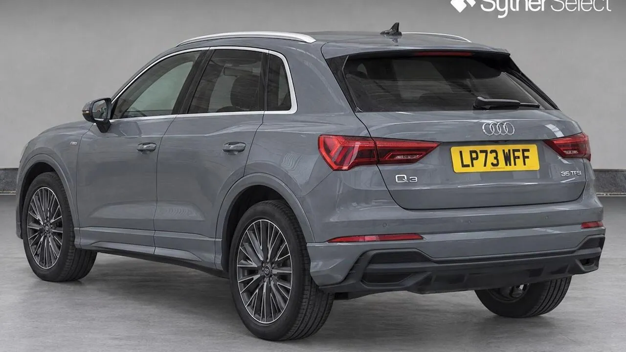 Audi Q3 2024 photo 3