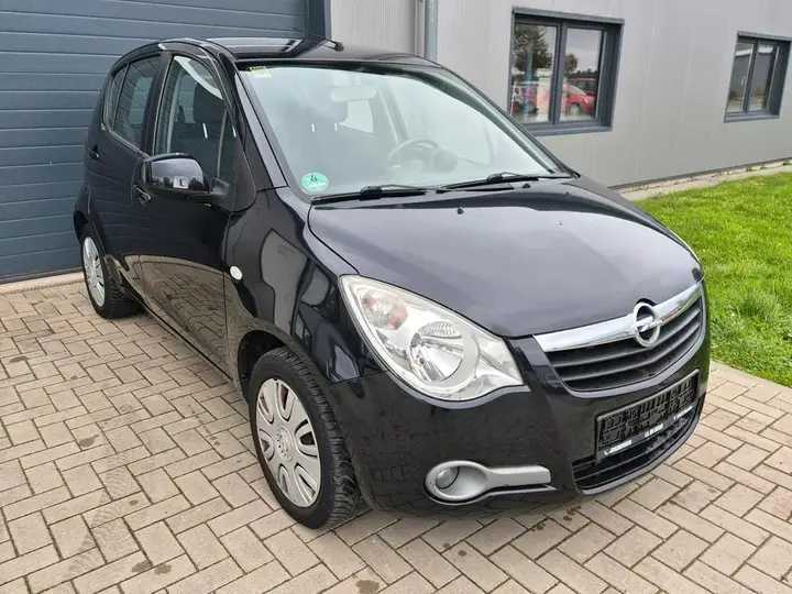 Opel Agila