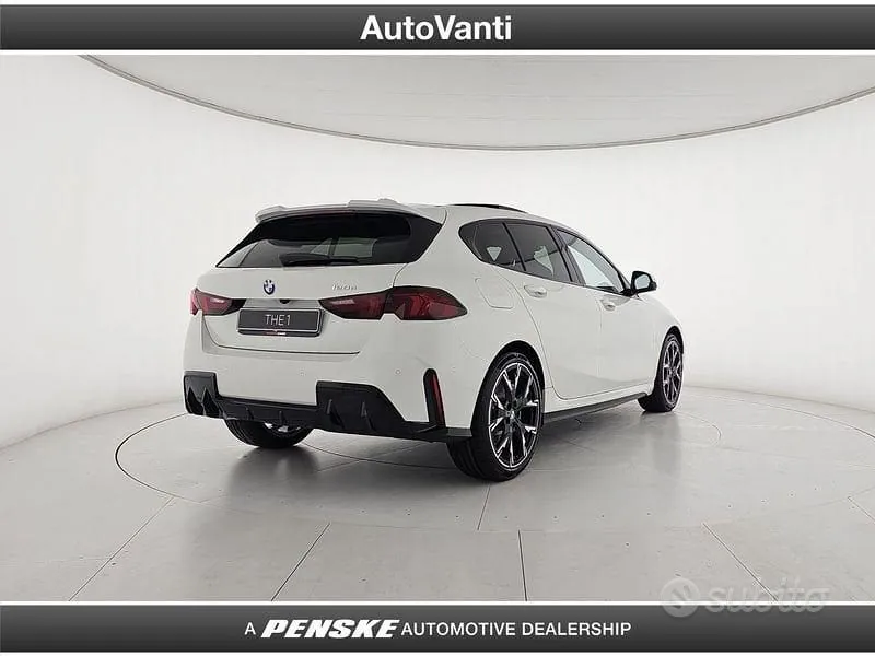 BMW 1 Series 2026 photo 5