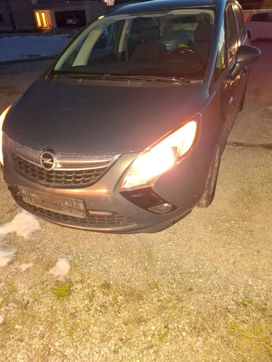 Opel Zafira
