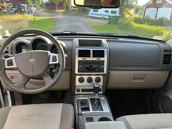 Dodge Nitro 2008 photo 3