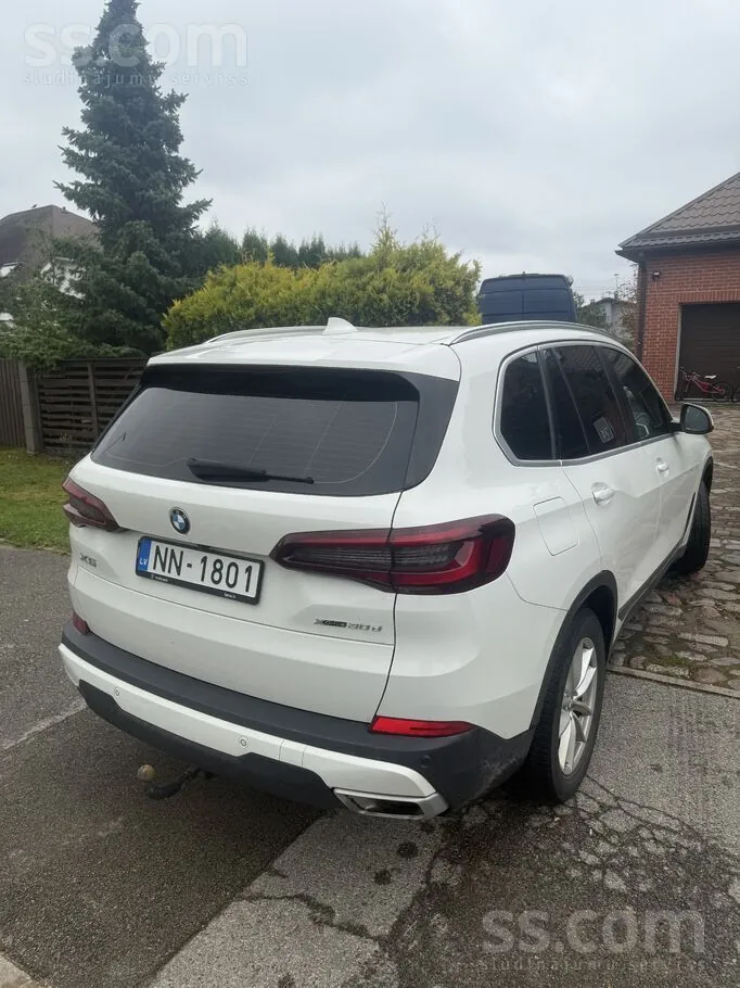 BMW X5 2021 photo 3