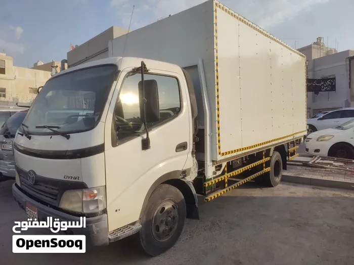 Toyota Dyna 2011 photo 3