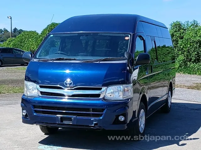 Toyota Regiusace Van 2011 photo 3