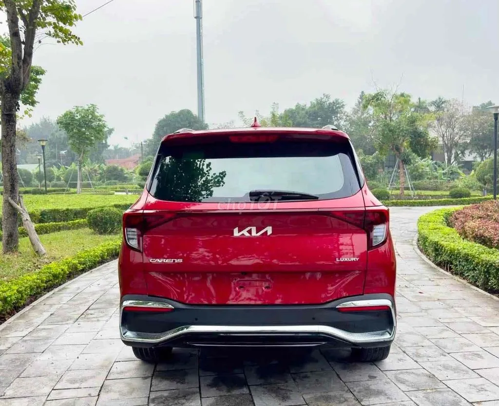 Kia Carens 2024 photo 2