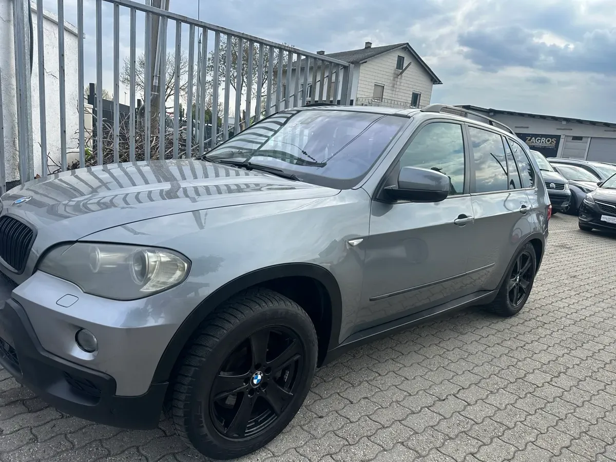 BMW X5 2007 photo 2