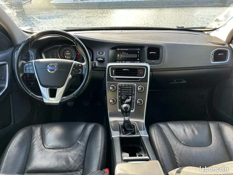 Volvo V60 2013 photo 3