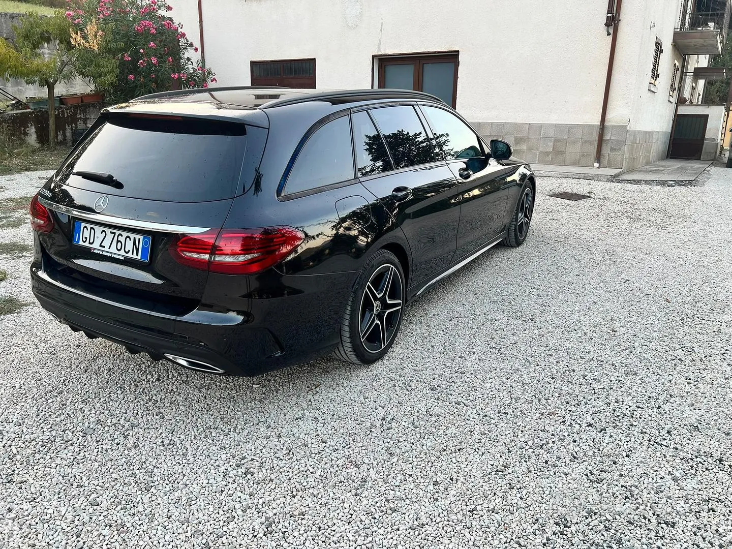 Mercedes-Benz C-Class 2019 photo 3