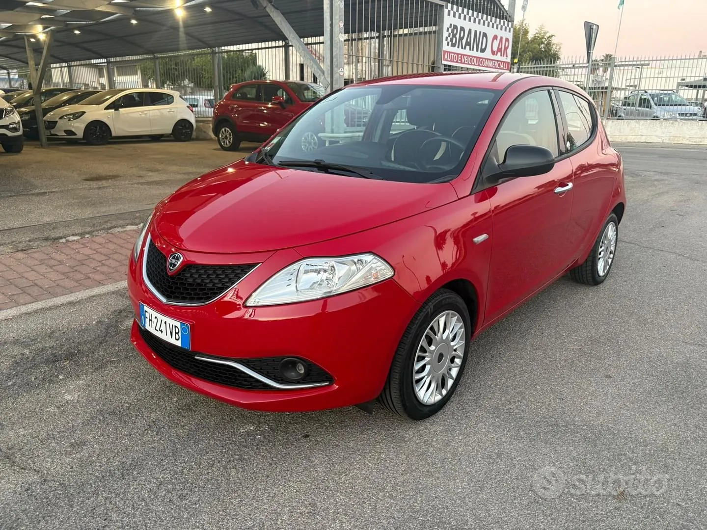 Lancia Ypsilon