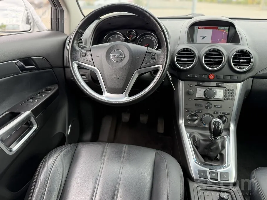 Opel Antara 2011 photo 4