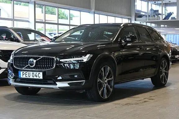 Volvo V90 Cross Country