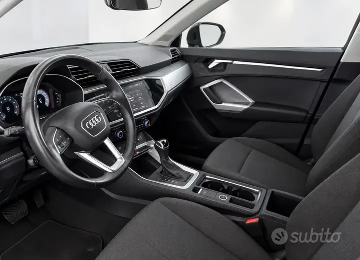 Audi Q3 2023 photo 5