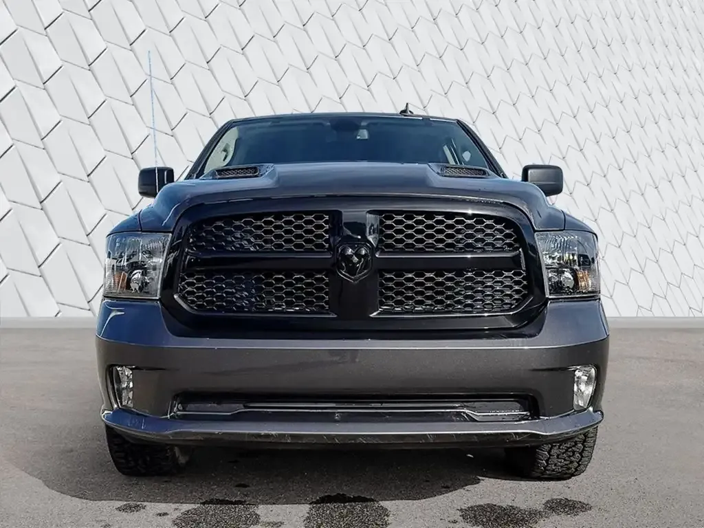Ram 1500 Classic 2022 photo 2