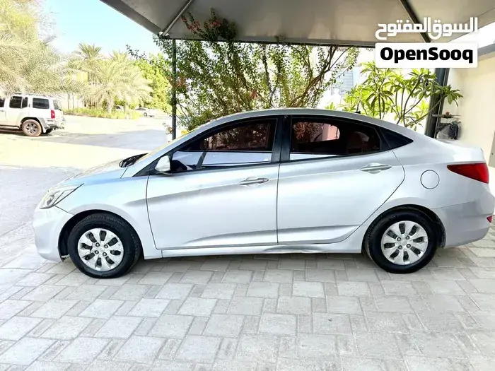 Hyundai Accent 2016 photo 4