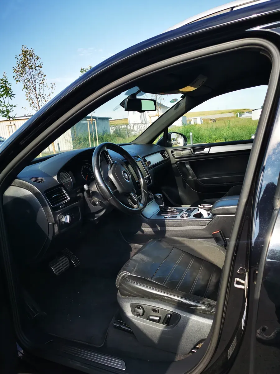 Volkswagen Touareg 2011 photo 3