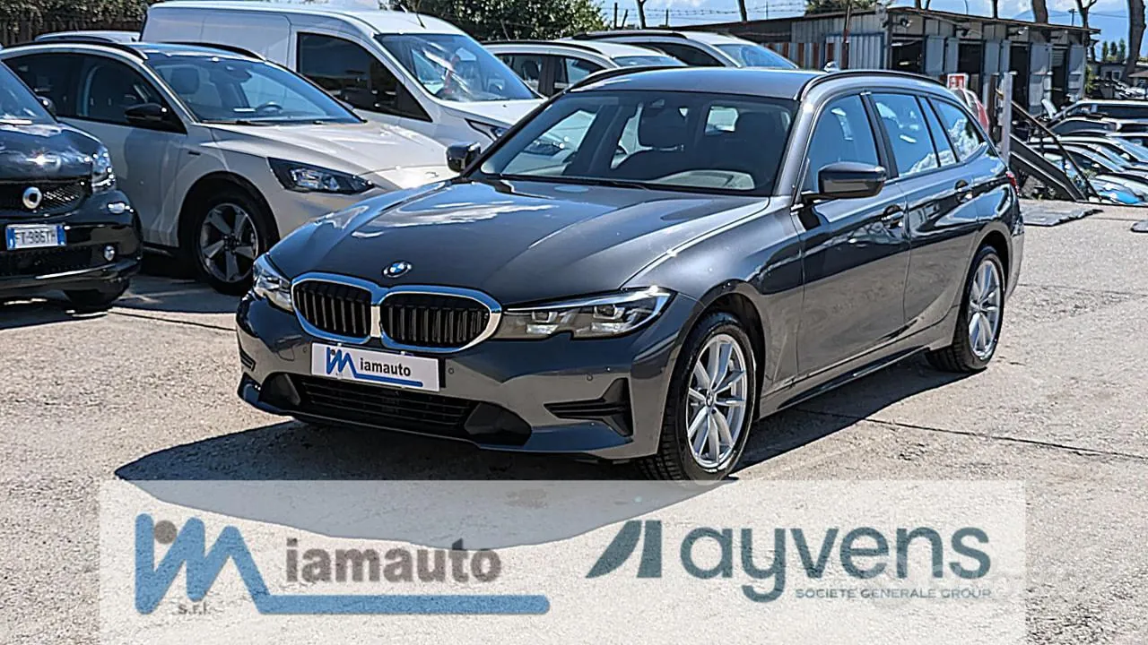 BMW 320