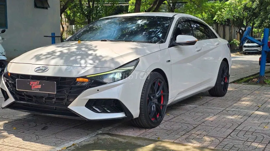 Hyundai Elantra 2022 photo 2