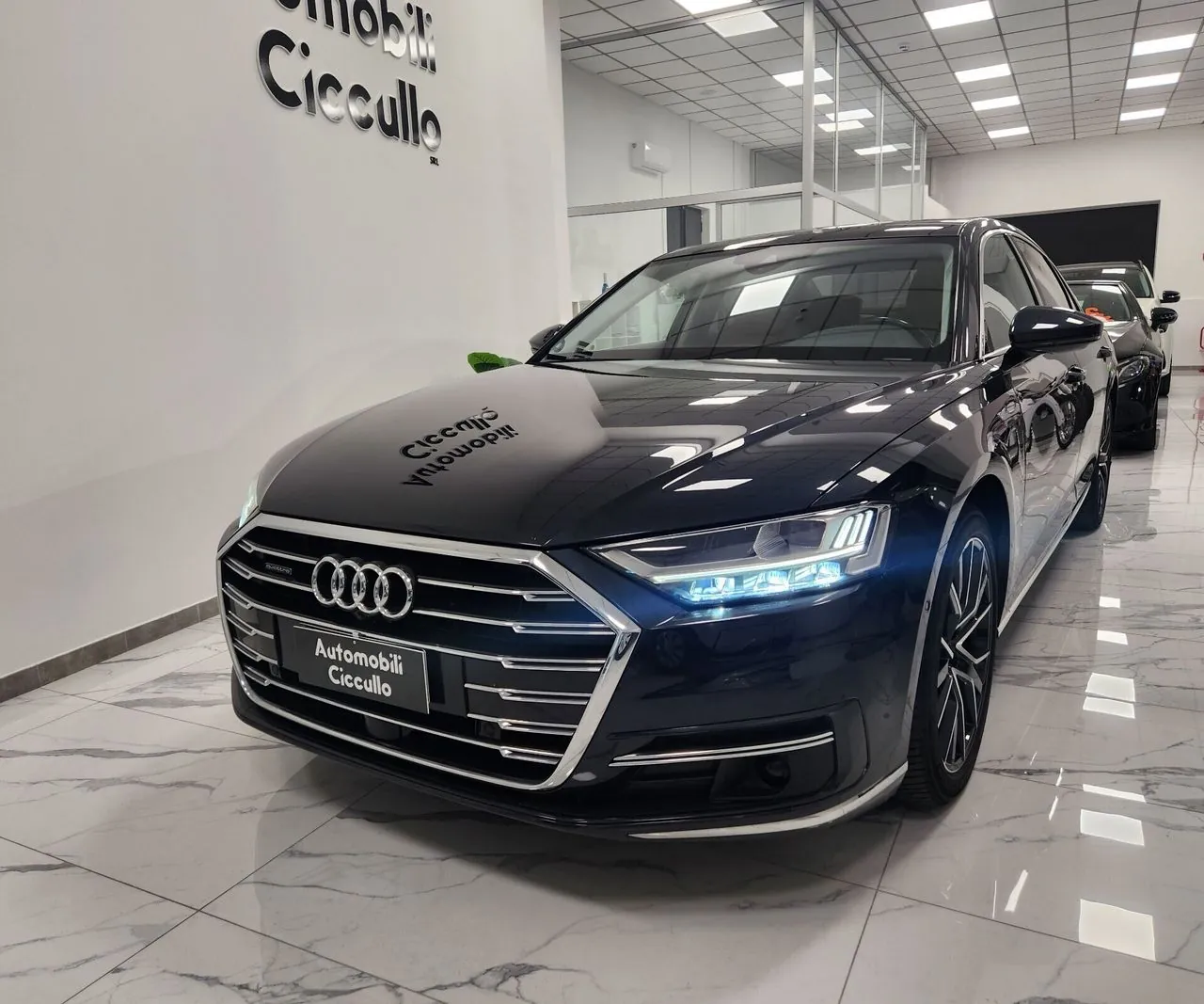 Audi A8 2021 photo 2