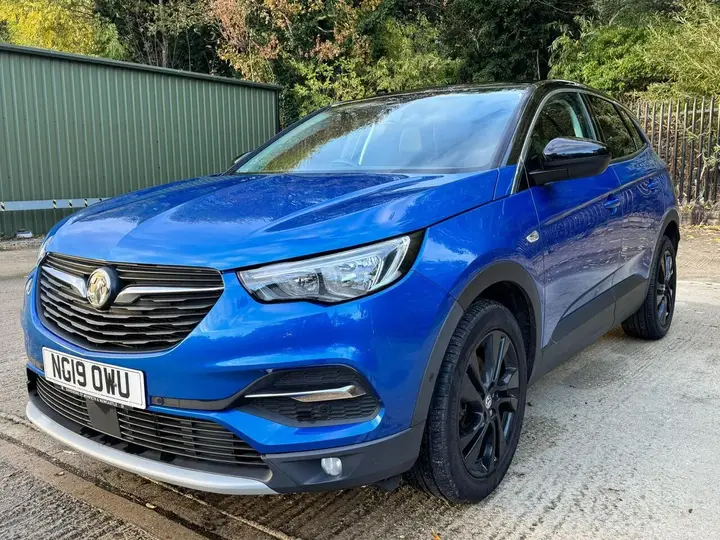 Vauxhall Grandland X 2019 photo 2