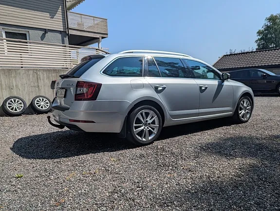 Skoda Octavia 2019 photo 3