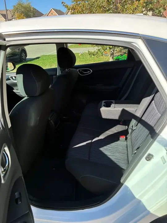 Nissan Sentra 2019 photo 3