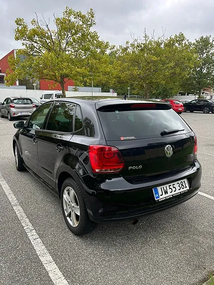 Volkswagen Polo 2013 photo 2