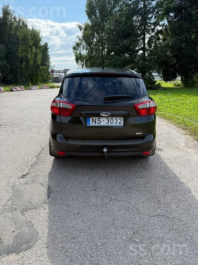 Ford C-Max 2012 photo 5