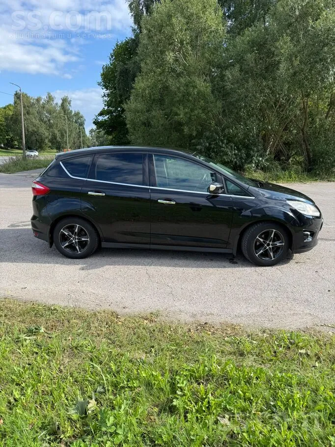 Ford C-Max 2012 photo 4