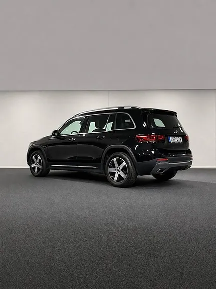 Mercedes-Benz Glb200 D 2023 photo 3