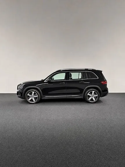 Mercedes-Benz Glb200 D 2023 photo 2