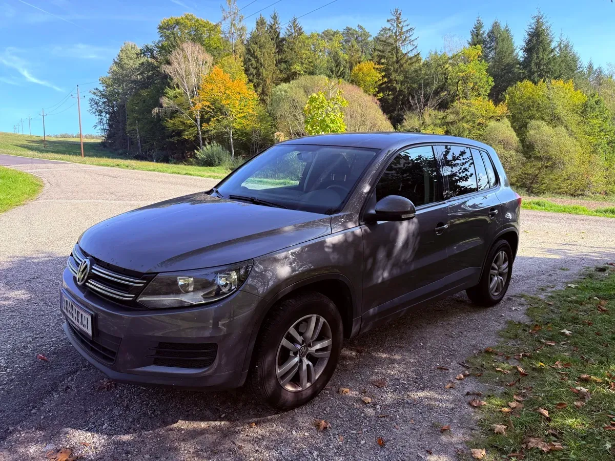 Volkswagen Tiguan 2011 photo 2