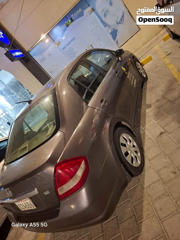 Nissan Tiida 2008 photo 4