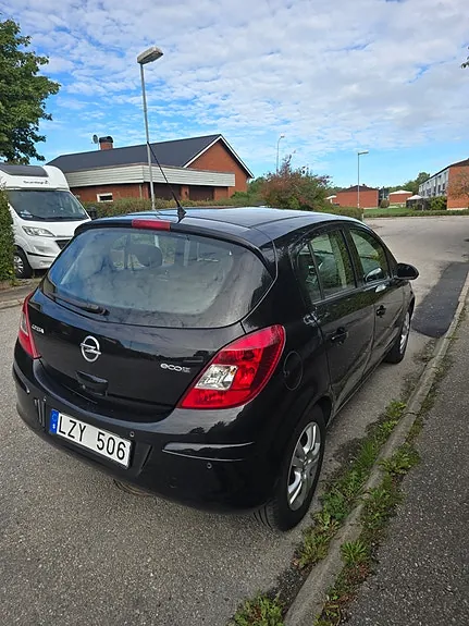Opel Corsa 2012 photo 4
