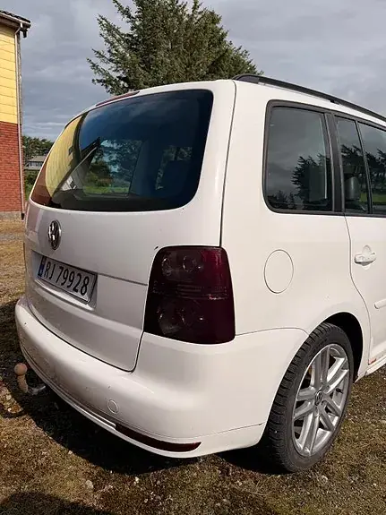 Volkswagen Touran 2007 photo 5