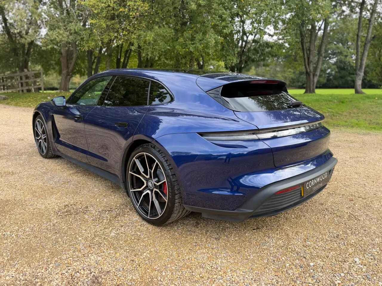 Porsche Taycan 2022 photo 2