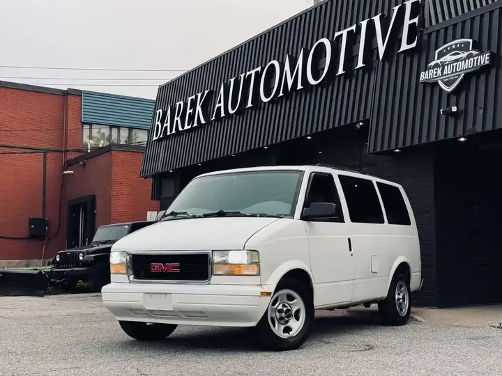 GMC Safari