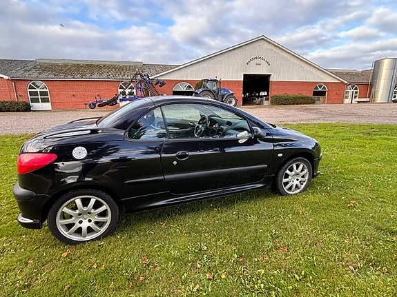Peugeot 206 2001 photo 3