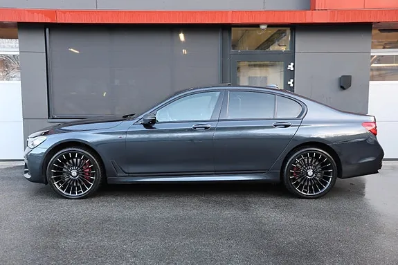 BMW 750I 2015 photo 4