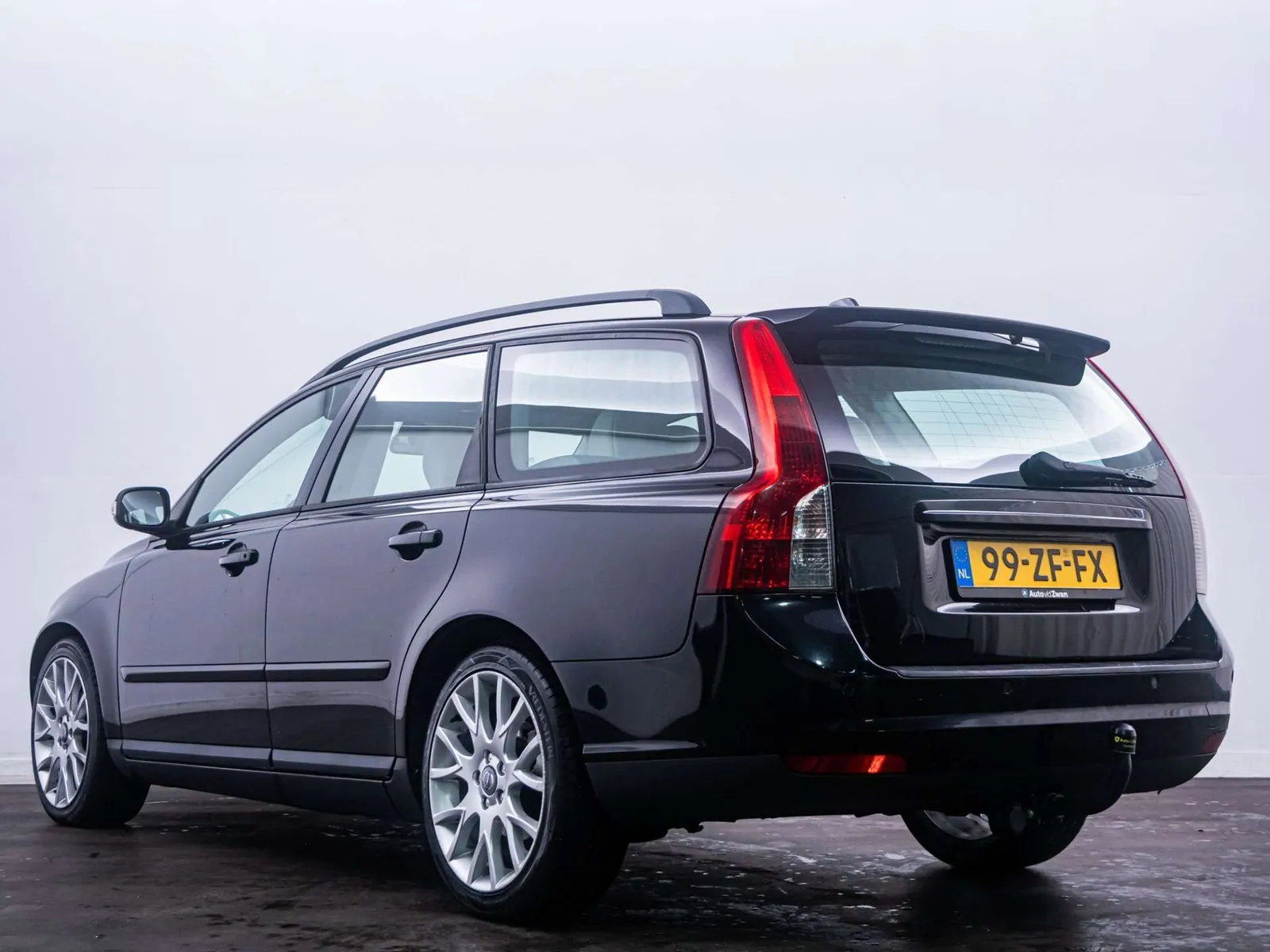 Volvo V50 2008 photo 5