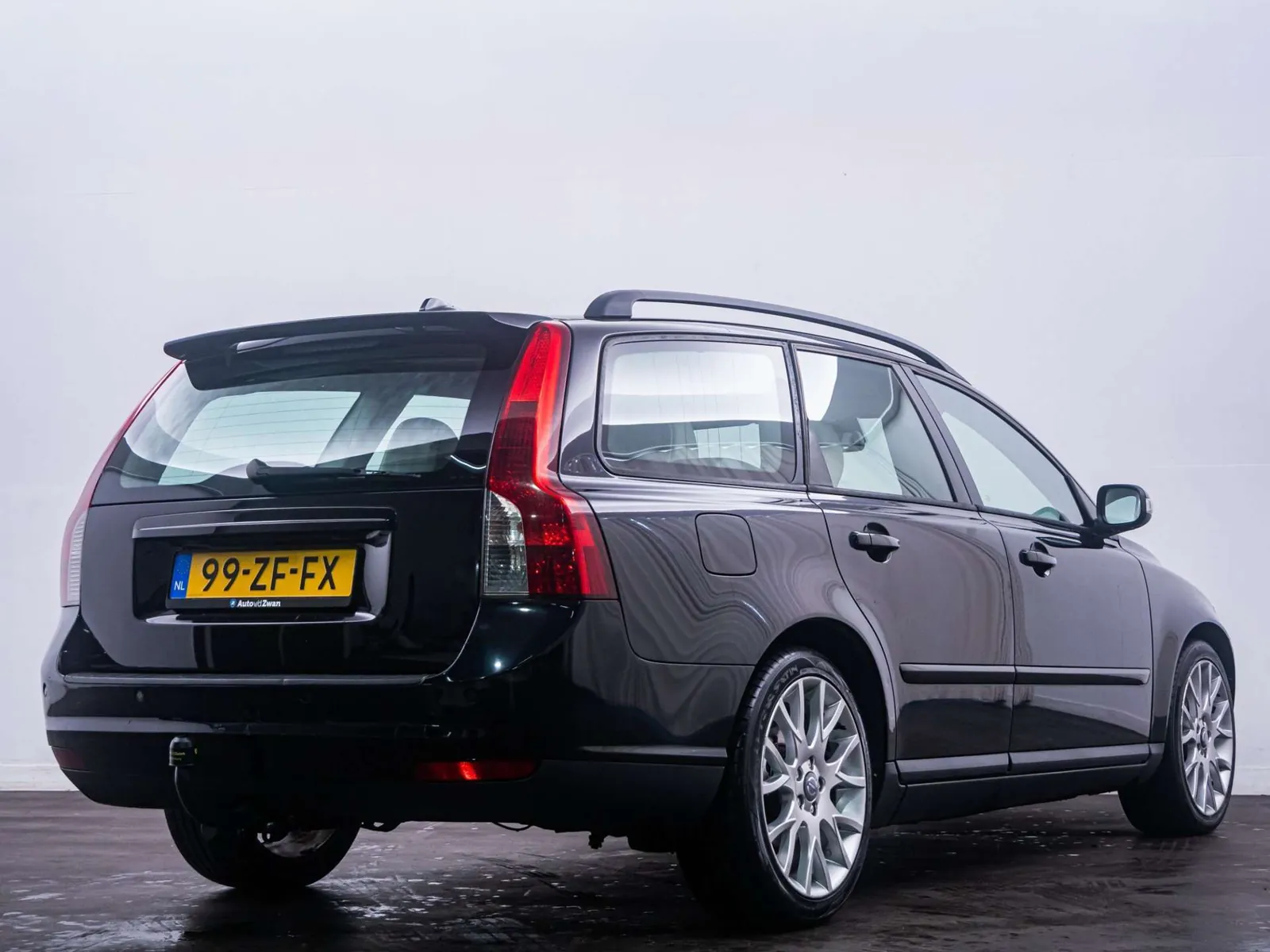 Volvo V50 2008 photo 3