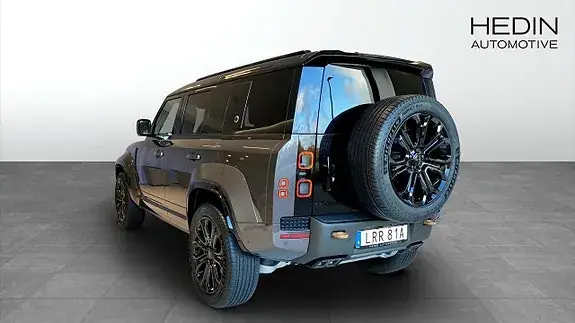 Land Rover Defender 90 2027 photo 2