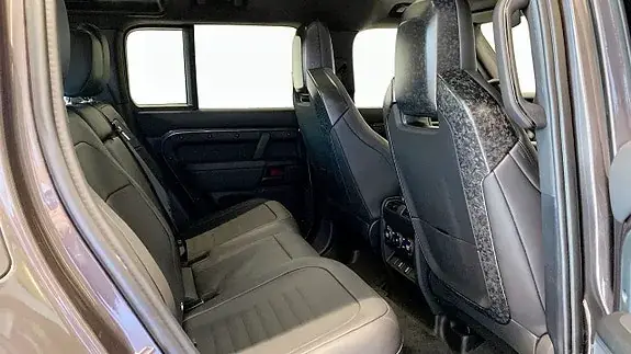 Land Rover Defender 90 2027 photo 5
