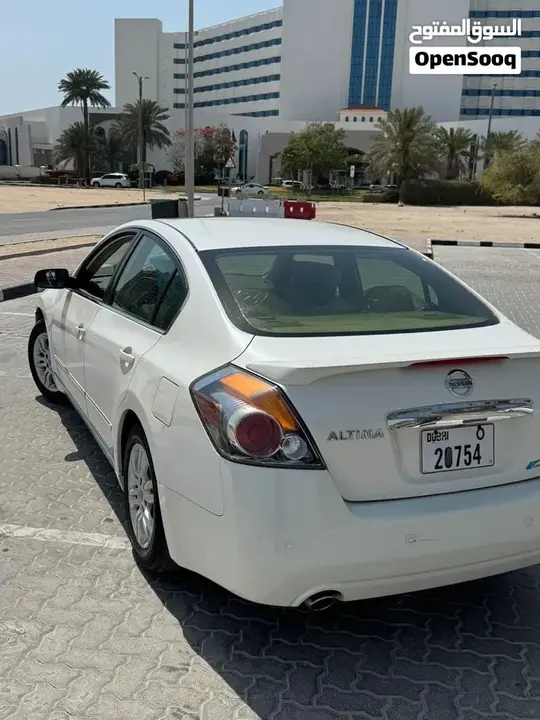 Nissan Altima 2011 photo 3