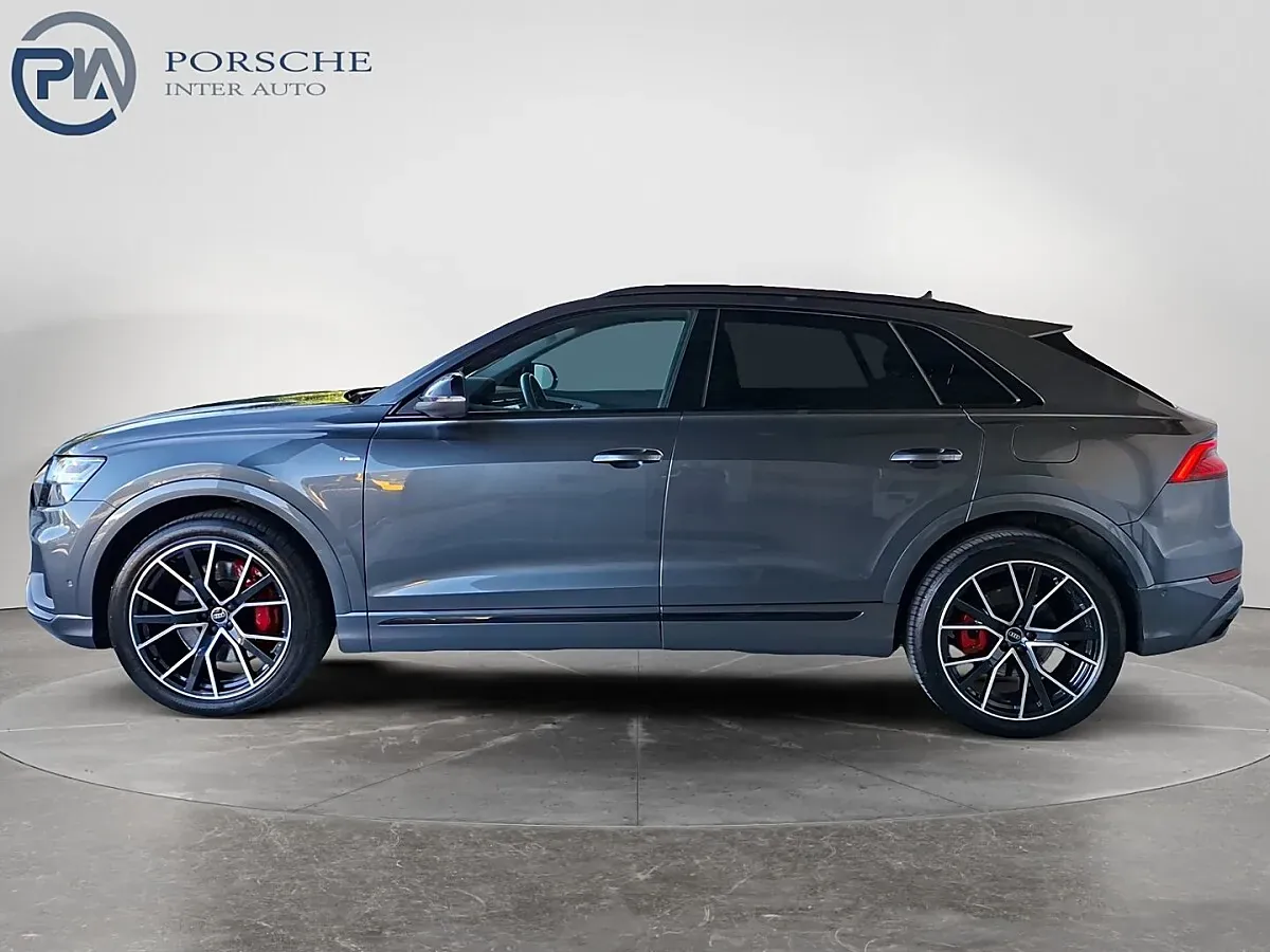 Audi Q8 2023 photo 2