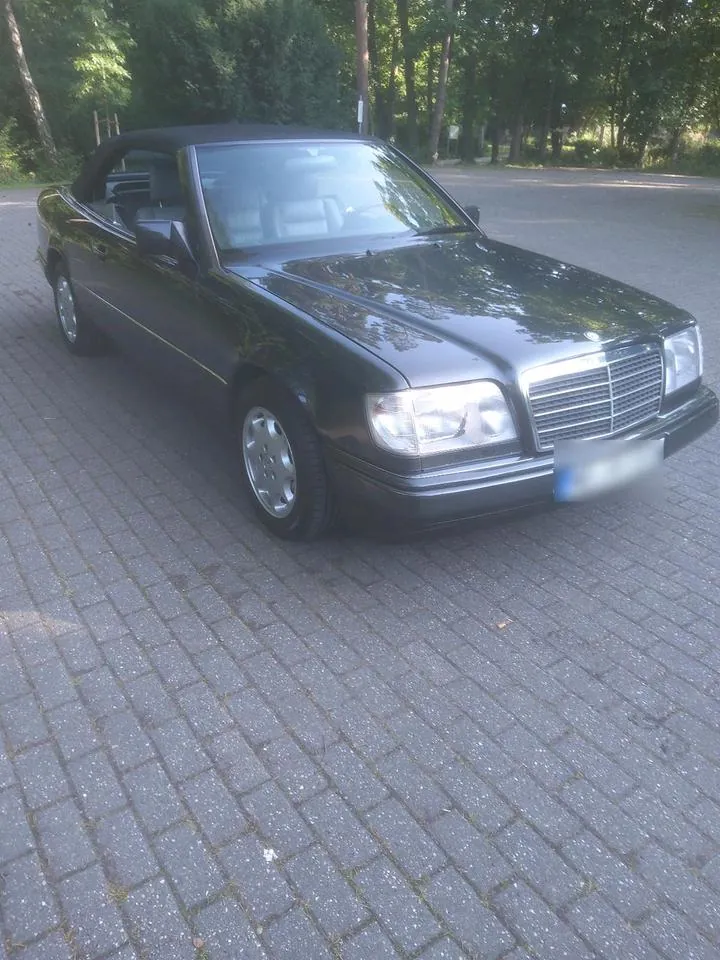 Mercedes-Benz W124