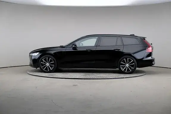 Volvo V60 2023 photo 4