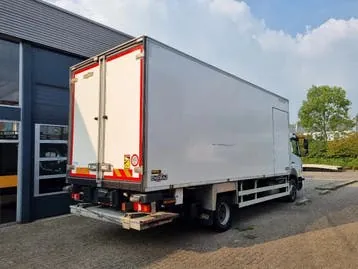 Mercedes-Benz Atego 2016 photo 2