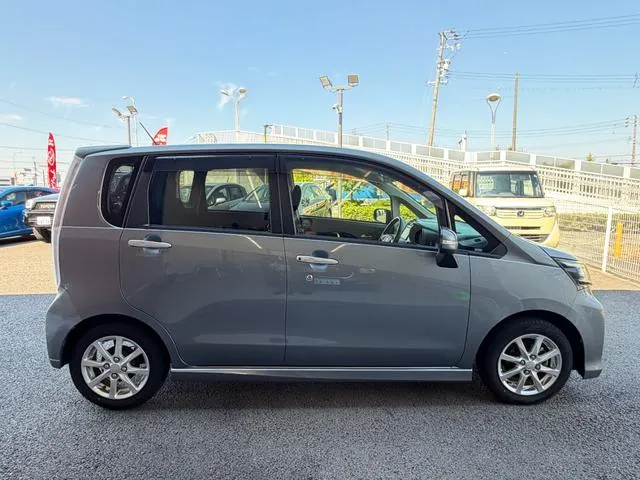 Daihatsu Molve 2013 photo 5