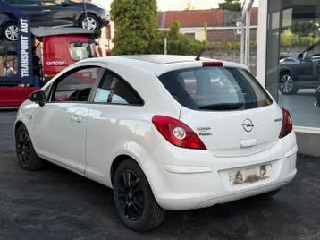 Opel Corsa 2011 photo 3