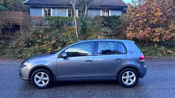 Volkswagen Golf 6 2011 photo 2